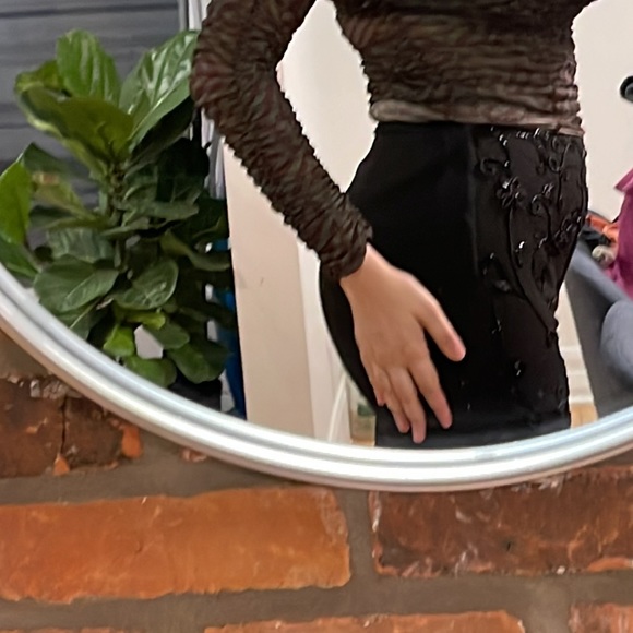 Black pants with fancy pearls - Picture 12 of 16